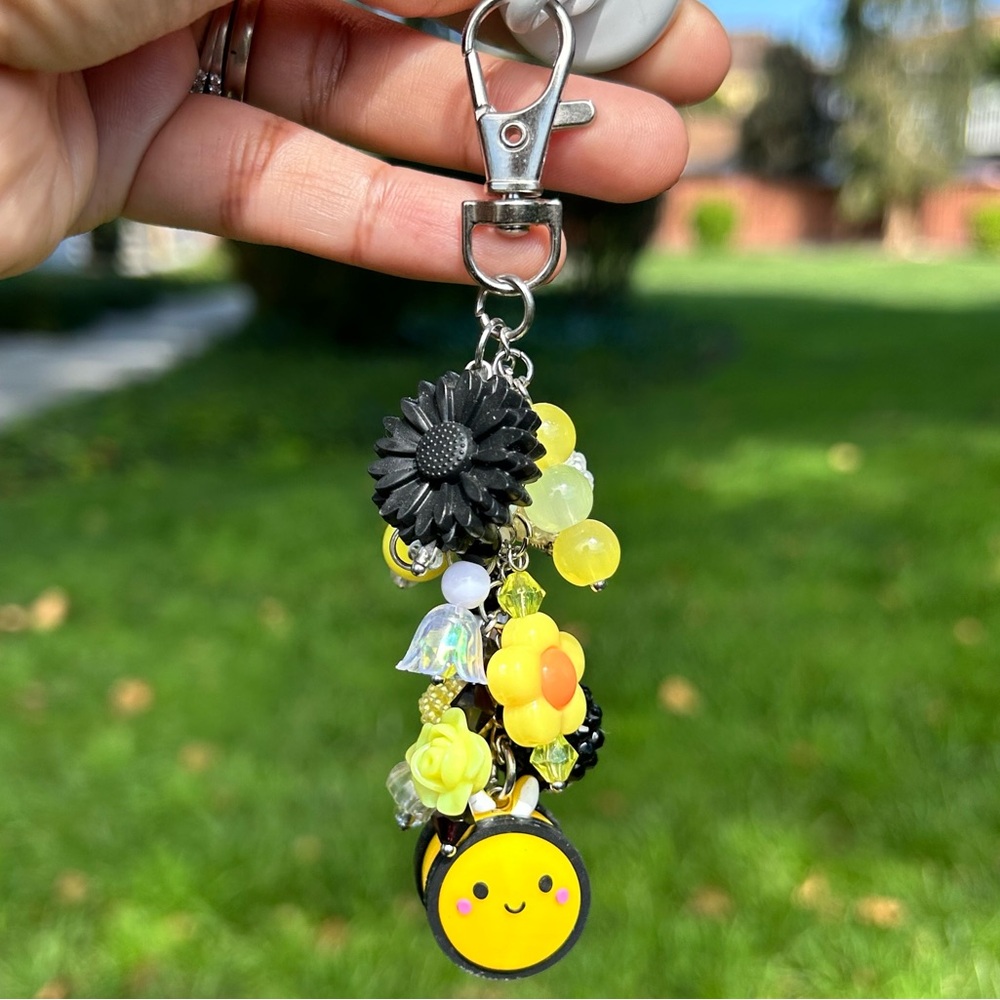 Bumble Bee Keychain